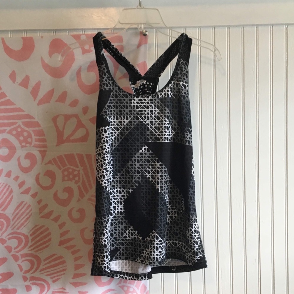 athletic tank top